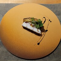 薫 HIROO - クエ炭火焼 タブナードソース バルサミコ酢