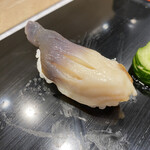 立喰い寿司＆BAR鮨處八千代 - ホッキ
