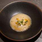 Restaurant OGATA - 2021.10 サフラン香るブイヤベーススープ モンサンミッシェル産ムール貝と共に