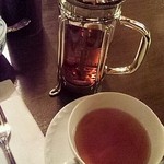 面影屋珈琲店 - ロイヤルコペンハーゲンのカップで紅茶を飲める。