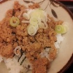 そばよし - 鶏そぼろ丼：200円