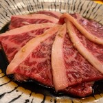 焼肉赤身にくがとう33895 - 名物！牡蠣肉ロール