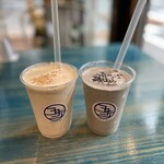 ココデコーヒー - 季節限定　バナナジュース（白胡麻・黒胡麻）