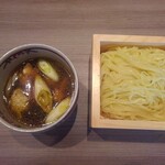 斗香庵 - 味わい鶏のつけそば