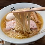銀座 八五 - パツっと歯切れのよい麺