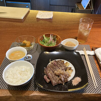 新橋 鉄板焼 ぷらちな FISH&MEAT - 