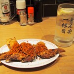 大衆酒肴スタンドさかば。 - 毛沢東の手羽先 ＆ ハイボール（1杯目：290円）