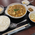 中華料理 北京飯店 - 麻婆豆腐定食680円