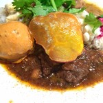 噛みたくないけど、食べたいの。 - ■今週の２種のカレーあいがけ
                                ・和牛すね肉とひよこ豆のビーフカレー
                                ・天然マイタケとホタテの発酵バターカレー