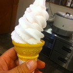 串カツかすうどん田中 - ソフトクリームが嬉しいね。