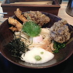 本格手打うどん 大河 - 