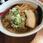 柳家 - 中華そば650円　麺増し150円