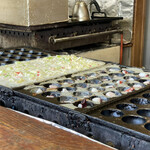 たこ焼まるちゃん - たこ焼き作成中。