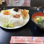 大黒軒 - おにぎり定食！　ボリュームがあります