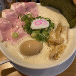 鶏そば 啜る 丸の内本店 - 