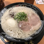 博多一幸舎 - 味玉ラーメン