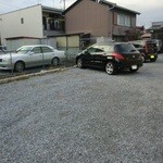 Momijiya - 長さが不十分な駐車場
