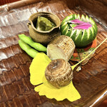 壽山 - 八寸 蝦夷鮑 菊花和え カマス 里芋 枝豆