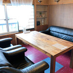 cafe 津別珈琲 - 2階のソファー席