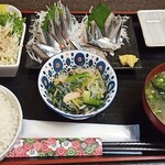 ダイニングキッチン えん - サンマ刺身定食