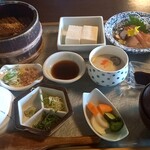 みわ屋 - みわ屋膳（2,970円）　外せない牛まぶし(ミニ）・豆腐は勿論、小鉢や天麩羅も