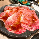 近江うし焼肉 にくTATSU 渋谷店