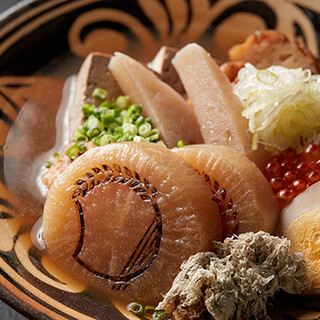 Made with carefully selected ingredients. Enjoy oden made with carefully selected soup stock