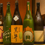 Sumibiyaki Kamameshi Nihonshu No Mise Kokogura - 季節の日本酒_一例