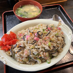 吉ひろ - やきめし650円　かなりのボリュームです！