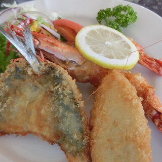 勝浦市でおすすめのグルメ情報 アジフライ定食 をご紹介 食べログ