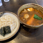 らっきょ＆Star - 知床鶏のスープカレー大盛、玄米中盛。