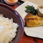 大戸屋ごはん処 - 