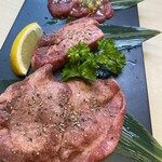 焼肉ホルモン やまと - 