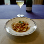 モイベーカリー - イタリアンにシャンパン