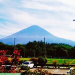 道の駅 なるさわ 軽食堂 - 10月5日の富士山