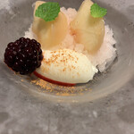 ラ・ファソン 古賀 - デザート：桃のコンポート & 発酵バターミルク シナモン風味