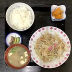 くつろぎ味処 ちぐさ - 野菜いため定食 750円(税込)