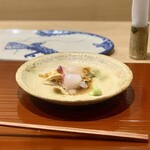 鮨旬美西川 - 雲丹和え松茸鯛巻き