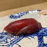 鮨旬美西川 - 赤身漬け