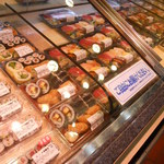 Chiyoda Sushi - 店内