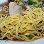 大石家 - チャーシュー麺（麺アップ）