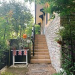 CHELSEA'S GARDEN CAFE