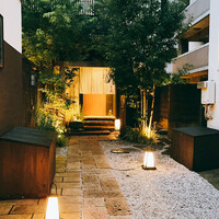 炭火割烹 白坂 - 