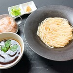 【だし釜揚げうどん】