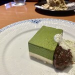 Kanno Kohi - 宇治抹茶ババロア&レアチーズ
                        抹茶のお味が濃厚