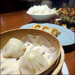 餃子 小籠包 火鍋 富士山HOT - 