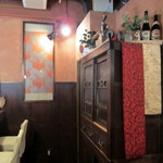 すずしろ ゆるりな - 右手カウンター（まるでバーみたい高めチェアー2つあり）