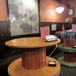 すずしろ ゆるりな - 大きなテーブル。（アートもいいなぁ）