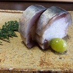 日本料理 鎌倉山倶楽部 - さばの棒寿司