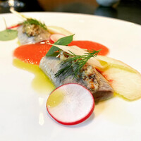 ラ・ボンヌターブル - 